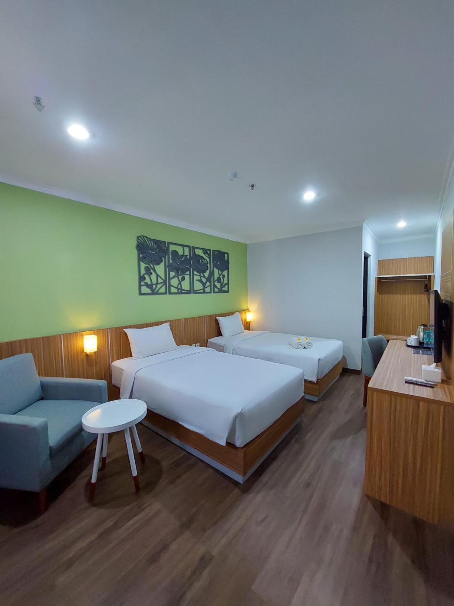 Country Heritage Hotel Surabaya Exterior foto